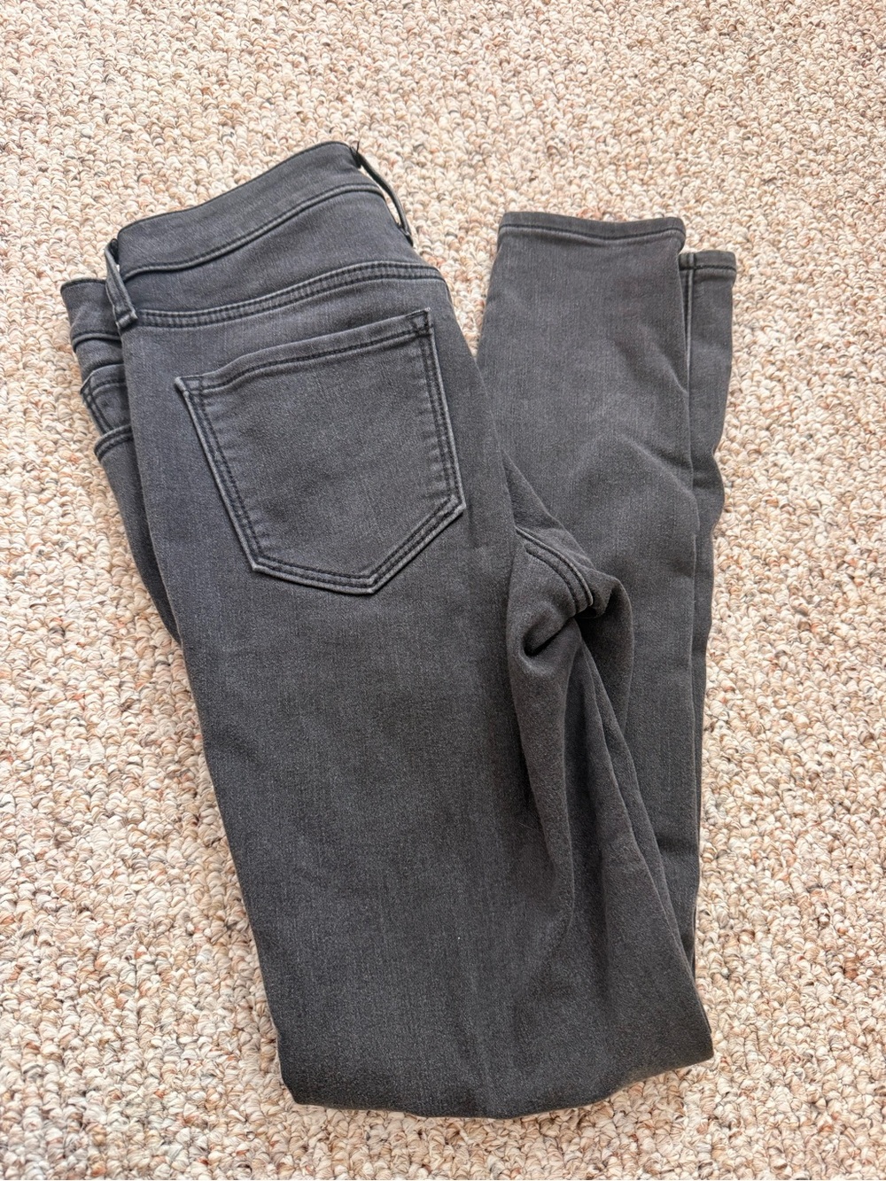 Old Navy Black Skinny Jeans for Women - Picture 2 of 2